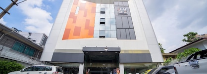 Cubic Pratunam
