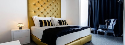 B Gold Luxury Rooms
