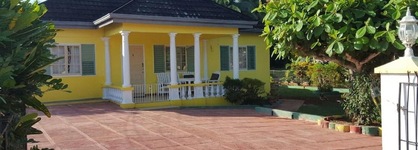 Ocho Rios Almond Tree Villas