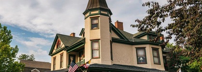 Hummingbird Inn