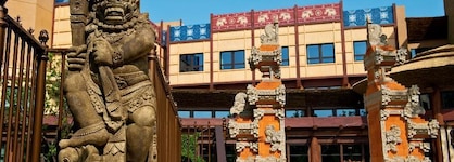 Disney Explorers Lodge