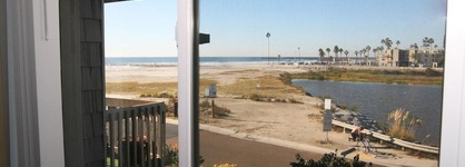 Harbor Cottage