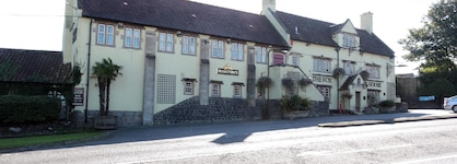 Fox & Goose, Barrow Gurney By Marston's Inns