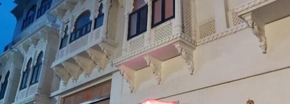 Hotel Nahargarh Palace