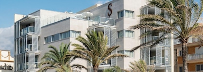 Pure Salt Residences