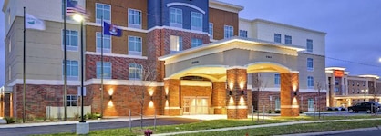 Homewood Suites By Hilton Warren Detroit