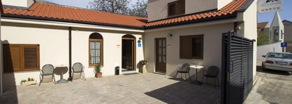 Villa Divani