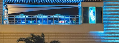 Doubletree By Hilton Okinawa Chatan Resort