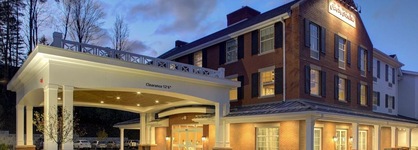 Hampton Inn & Suites Manchester