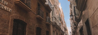 Apodaca Rooms