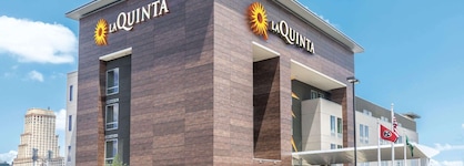 La Quinta Inn & Suites By Wyndham Memphis Downtown