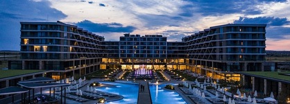 Wave Resort