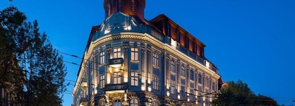 Bank Hotel