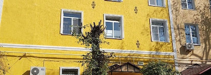 Opera Apartments