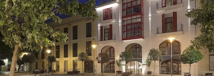 Apartahotel Fil Suites