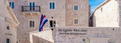 Puteus Palace Brac