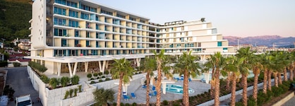 Carine Hotel Kumbor