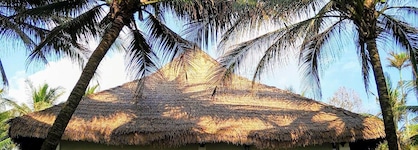 L'azure Resort And Spa