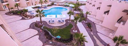 Sky View Suites Hotel