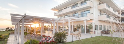 King Maron Wellness Beach Hotel