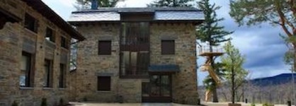 Villa Lucerna Sports & Hotel Resort