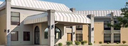 Days Inn & Suites By Wyndham Merrillville