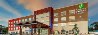 Holiday Inn Express & Suites Roanoke – Civic Center By Ihg