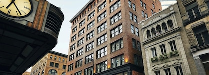 Kinley Cincinnati Downtown, A Tribute Portfolio Hotel