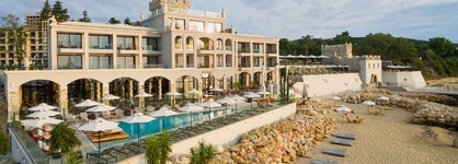 Villa Chinka By Astor Garden Hotel
