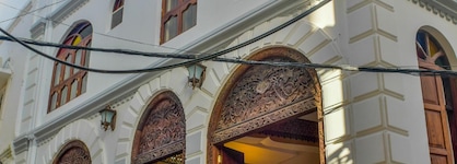Tembo Palace Hotel