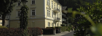 Romantik Residenz (Ferienwohnungen Hotel Im Weissen Rssl)