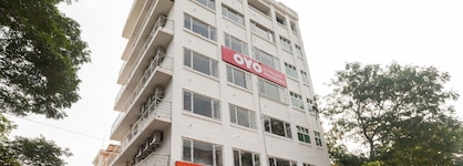 Capital O 27775 Hotel Srinivasa Residency