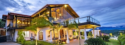 Fox Kandy By Fox Resorts- Luxury In The Mist