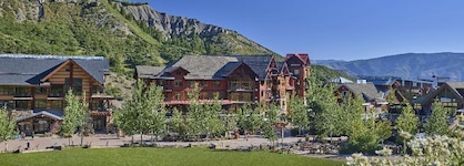Capitol Peak Lodge, a Destination by Hyatt Residence