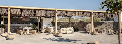 Seesoo Paros Beachfront Resort