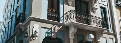 El Colonial - Adults Only