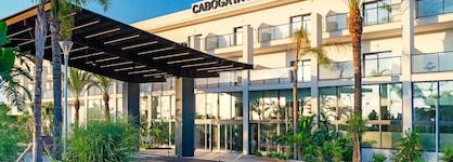 Cabogata Beach Hotel