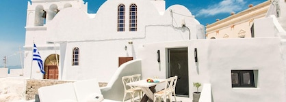 Santorini Dreams Villas