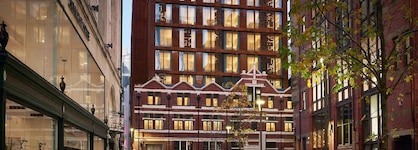 Moxy Manchester City Centre