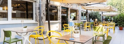 Adesso Hotel