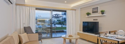 A Suite Side