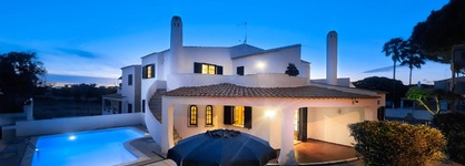 Villa em Albufeira para 14 pessoas com 7 quartos Ref. 295843