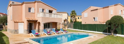 Vila em Cala´n Blanes para 6 pessoas com 3 quartos Ref. 335779