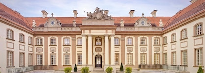 Hotel Verte, Warsaw, Autograph Collection