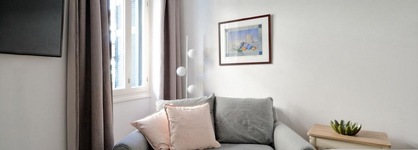 Art In Athens Suite