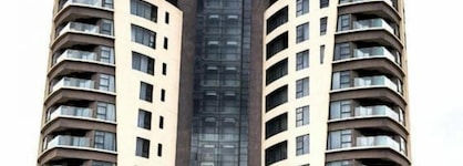 The Curve By The Park Apartments