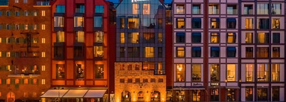 Radisson Hotel & Suites