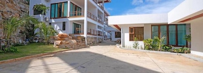 Pp Mountain Beach Resort