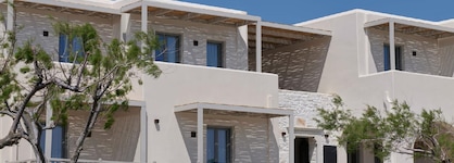 Salt Suites Paros
