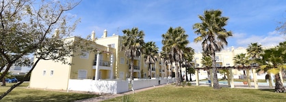 Praia Da Lota Resort – Hotel & Apartments